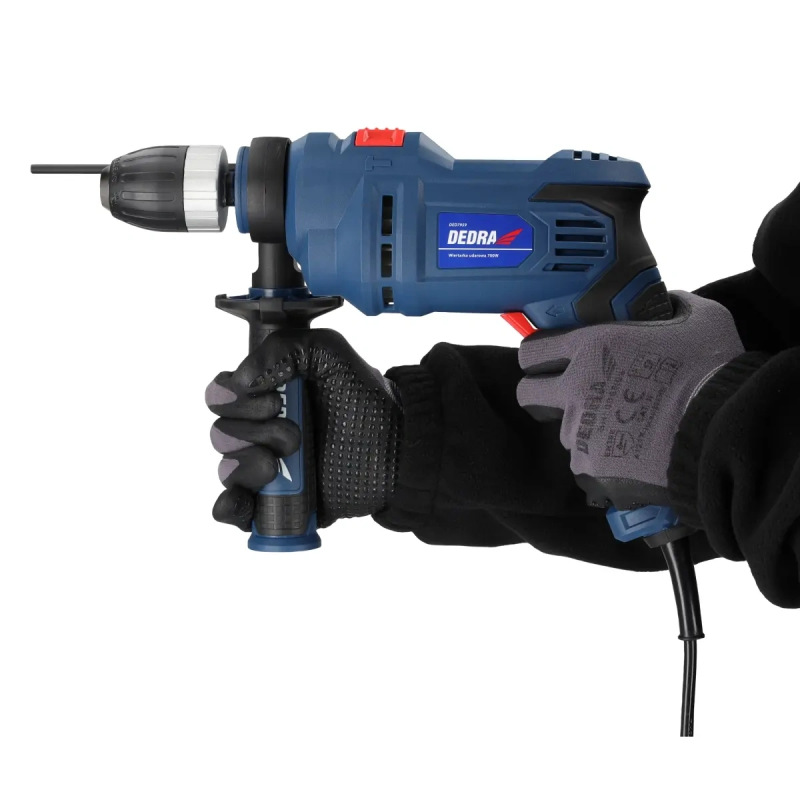 Príklepová vŕtačka 700W 9