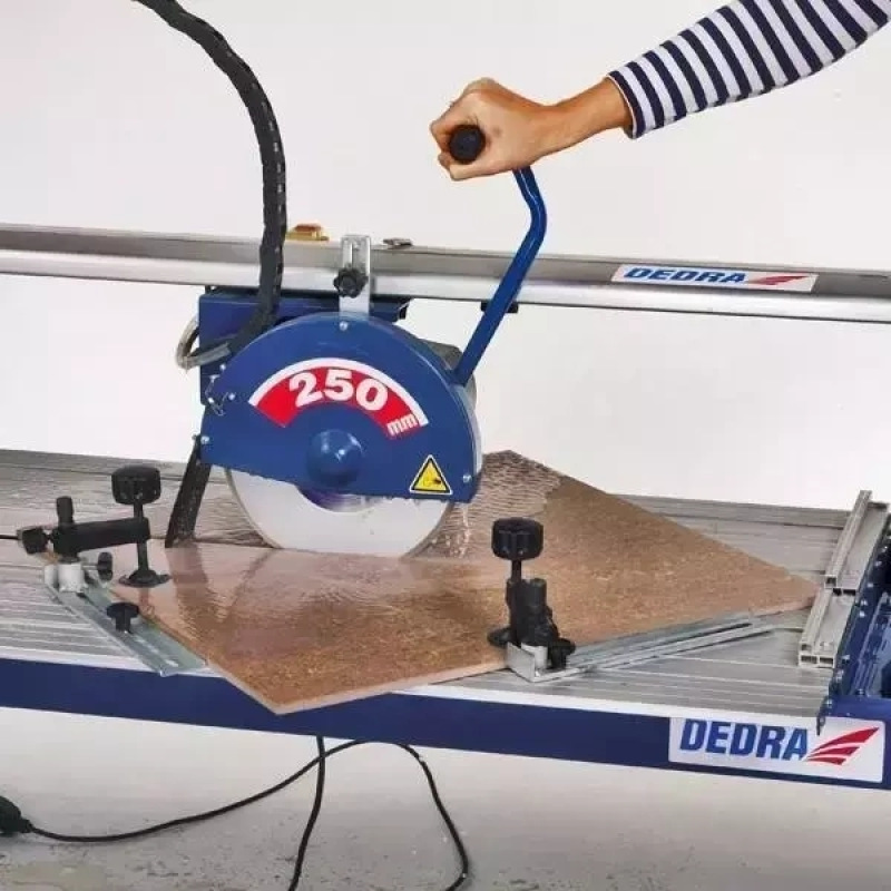 Rezačka obkladu a dlažby s rez.hlavou,1.1KW, diamant.kotúč 250mm so stajan 1
